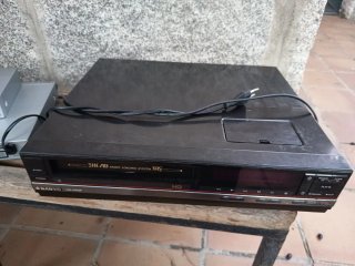 Vídeo VHS Sanyo VHR-2500Pu DVD MXHonda sin mando