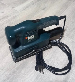 Lijadora Black & Decker CD400