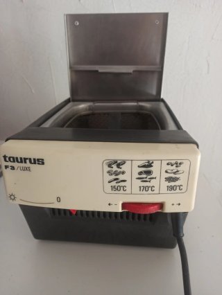 Freidora Taurus F3 Luxe 4L