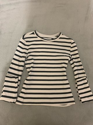 Camiseta de manga larga a rayas