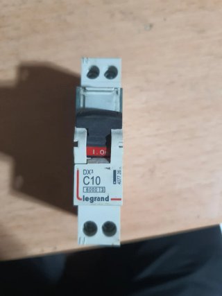 Magnetotérmico Legrand DX3 C10