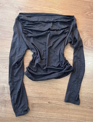 Top gris manga larga Shein talla M