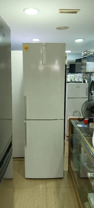 NEVERA COMBI BOSCH NO FROST ENERGÍA A+