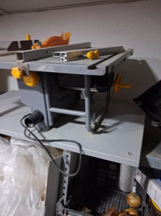 Ingletadora de mesa