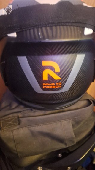 Casco HJC RPHA 70 Carbon