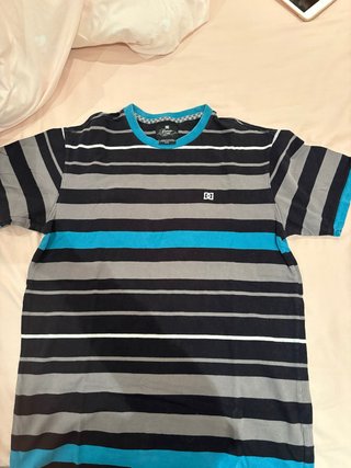 Camiseta DC Shoes Rayas Talla M