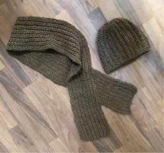 Conjunto de Gorro y Bufanda