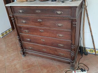 Montador de muebles Ikea o Leroy Merlín
