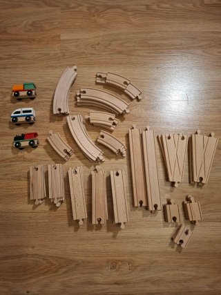 Set de Vías de Madera y Trenes IKEA