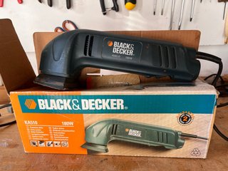 Lijadora Delta Black & Decker KA510