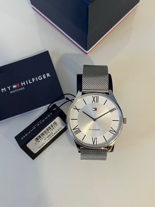 Reloj Tommy Hilfiger Becker Plateado