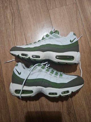 Nike Air Max 95 Blancas y Verdes Talla 43