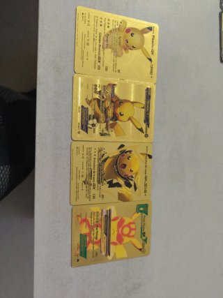 Set de 4 Cartas Pokémon Doradas
