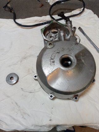 Tapa de encendido Honda con cárter