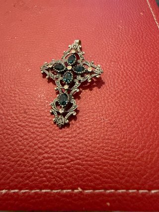 Colgante Cruz con Piedras