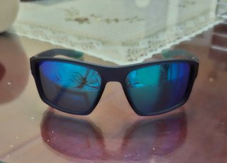 Gafas de sol NIKE polarizadas.