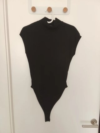Body Negro Zara Talla M