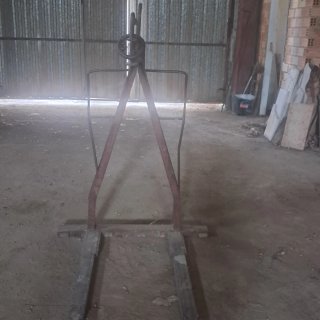 Pinzas Porta Palets