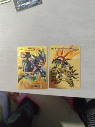 2 Cartas Pokémon Doradas