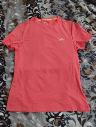 Camiseta deportiva color salmón Talla S