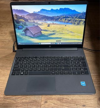 Portátil HP 15s