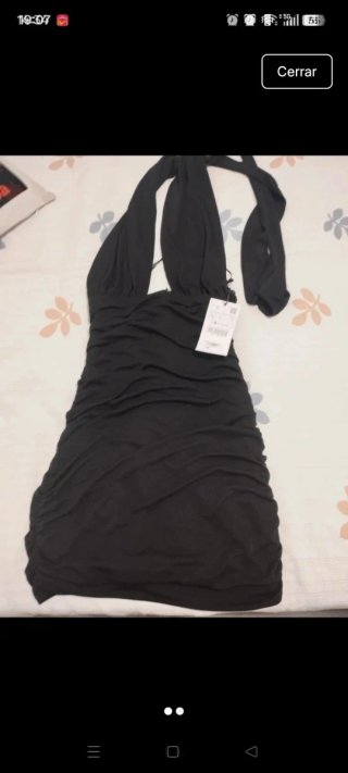 Vestido corto negro Zara