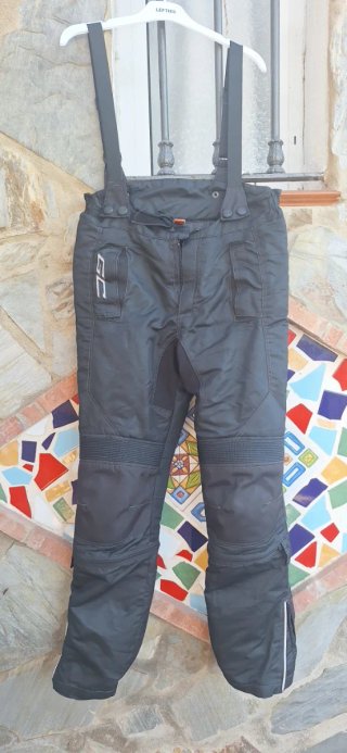 Pantalón de Moto Negro con Tirantes