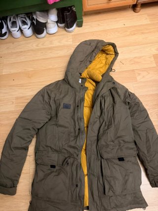 Chaqueta de Invierno Verde y Amarilla