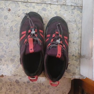 Zapatillas de montaña Quechua talla 35