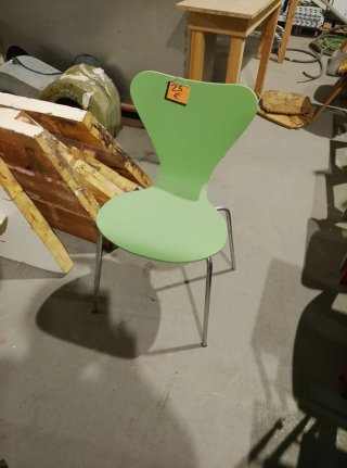 Silla de diseño verde