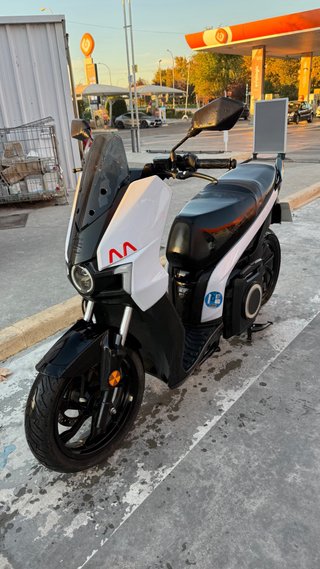 Scooter Eléctrico Seat Mo 125