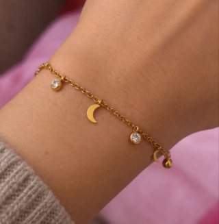 Pulsera de acero inoxidable dorada