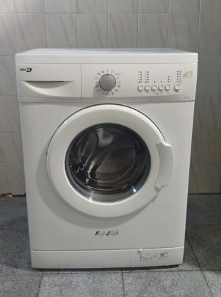 Lavadora con porte y montaje