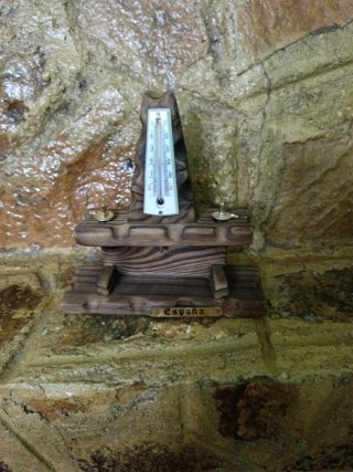 Adorno de Madera Vintage con Termómetro