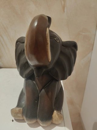 Elefante Decorativo de Madera