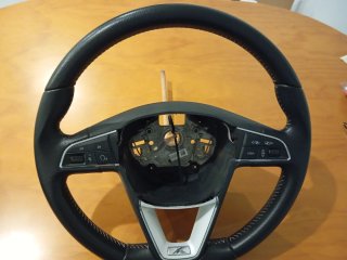 Volante Seat Arona KJ7 Xcellence