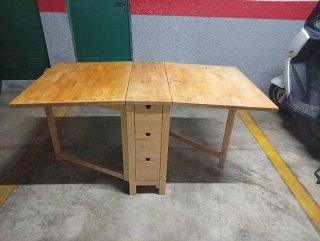 Mesa de Cocina Plegable de Madera