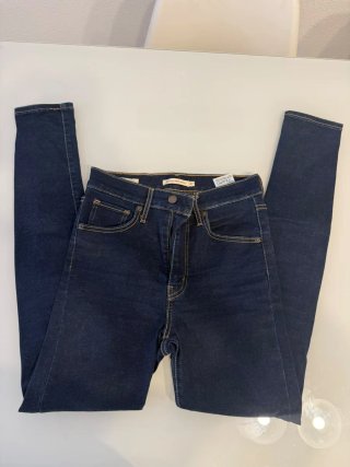 Pantalón vaquero Levi's azul talla 36/38