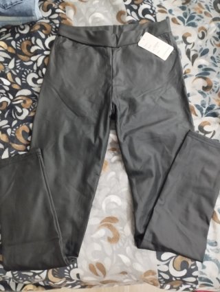 Pantalón Negro Talla M/L