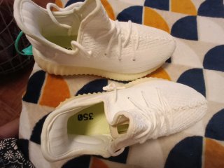 Zapatillas tipo Yeezy 350 Blancas