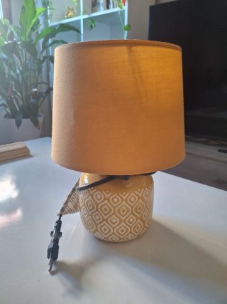 Lámpara de mesa pequeña cerámica