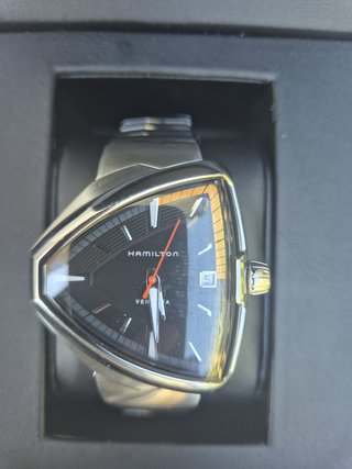 Reloj Hamilton Ventura Elvis80 Quartz