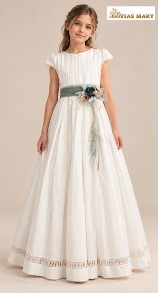 Vestido de Comunión de Lino con Fajín Verde