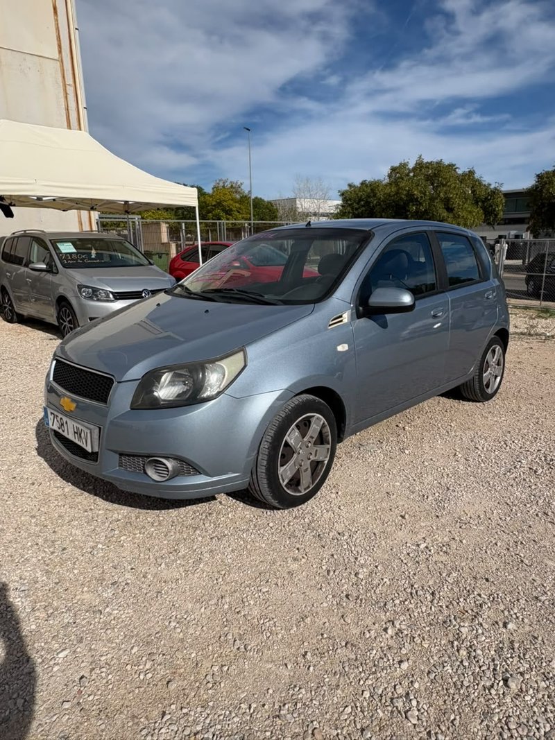Chevrolet Aveo 1.2 16v LT (5p) 2012