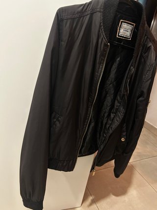 Chaqueta bomber negra Primark