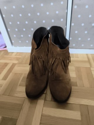 Botines Camperos Alpe con Flecos Talla 40