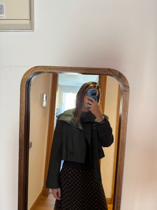 Gabardina corta verde