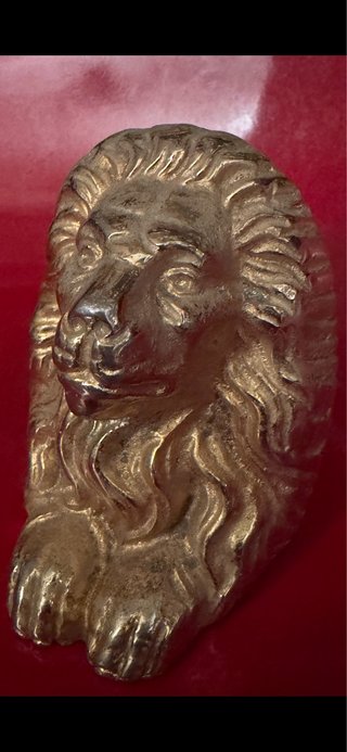 Figura de León en Bronce