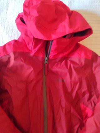 Cazadora de nieve roja Decathlon Talla 12/13 años
