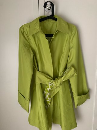 Gabardina de verano verde